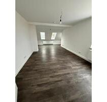 TOP 2 Zi Dachgeschosswohnung in Sulzbach-Rosenberg