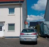 Zu Verkaufen DHH - 280.000,00&nbsp;EUR Kaufpreis, ca.&nbsp; 130,00&nbsp;m&sup2; in Geseke (PLZ: 59590)