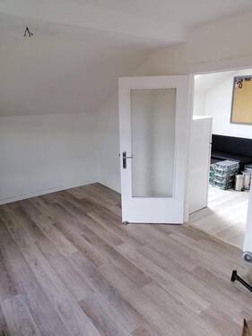 Foto - 3 Zimmer Dachgeschoßwohnung zur Miete in Osterrönfeld