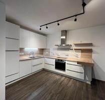 Teilmöblierte 2 Zimmer Wohnung mit Balkon - Kelheim