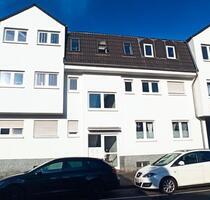 Schöne Renovierte 3 ZKB Wohnung mit Balkon in Neuwied zur Miete