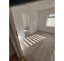 3-Zimmer Wohnung mit großem Balkon, Hell-Saniert-Zentrumsnah - Arnstadt