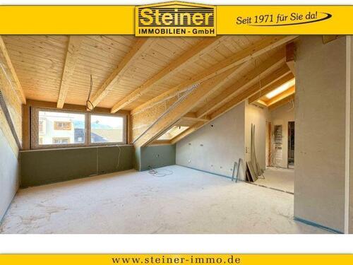 Foto - 3-Zimmer-Dach-Studio-Wohnung, LIFT, EBK, Keller, Kachelofen-Anschluss, TG-Platz a. W.