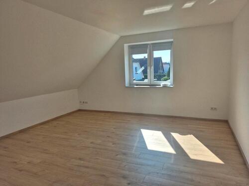 Foto - 1 Zimmer Dachgeschoßwohnung zur Miete in Grasberg