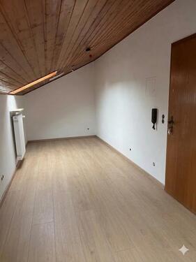 Foto - Dachgeschoßwohnung in Mainburg zur Miete