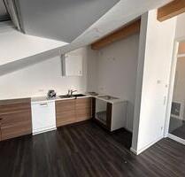 Moderne ruhige DG-Wohnung in 94327 Bogen - Straßkirchen