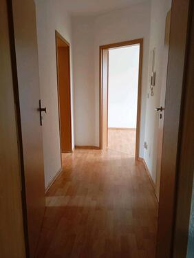 Foto - 2-Zimmer-Wohnung mit Küche, Bad und großem Balkon 250.- Euro kalt