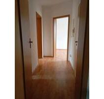 2-Zimmer-Wohnung mit Küche, Bad und großem Balkon 250.- Euro kalt - Weißenfels