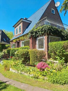 Foto - 8 Zimmer Einfamilienhaus zum Kaufen in Hamburg