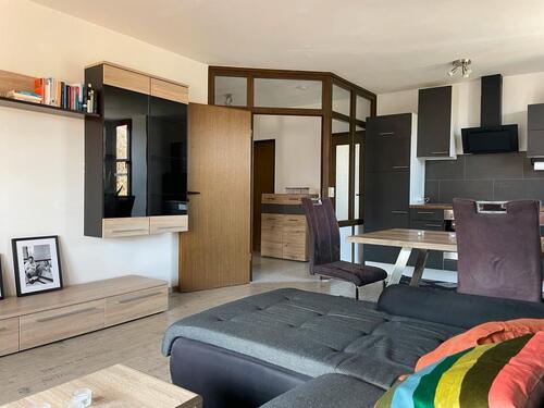 Foto - Möblierte 3-Zi-Whg. – All-Inkl. Strom, WLAN und TG-Stellpl.