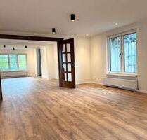 Stilvolle Doppelhaushälfte mit Garage, Garten in Herxheim - Herxheim bei Landau/Pfalz