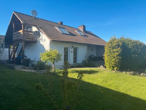 Foto - Haus zu verkaufen - 310.000,00&nbsp;EUR Kaufpreis, ca.&nbsp; 245,00&nbsp;m&sup2;