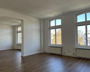 frisch renovierte Bürofläche am Platz der Jugend - 5 Büroräume mit Garage und Stellplatz inklusive - Schwerin