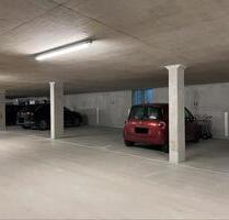 Tiefgaragen Stellplatz grosszügig - Nürtingen