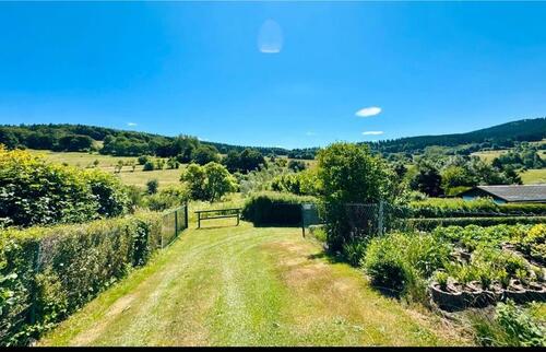 Foto - Neu renovierte 2 Zimmerwohnung - 490,00&nbsp;EUR Kaltmiete, ca.&nbsp; 52,00&nbsp;m&sup2;