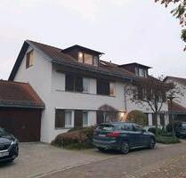 1-Zimmer-DG-Wohnung in Poing - 670,00&nbsp;EUR Kaltmiete, ca.&nbsp; 40,00&nbsp;m&sup2; in Anzing (PLZ: 85646)