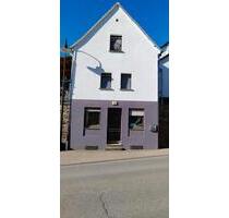 Hausverkauf von Privat - 159.000,00&nbsp;EUR Kaufpreis, ca.&nbsp; 114,44&nbsp;m&sup2; in Contwig (PLZ: 66497)