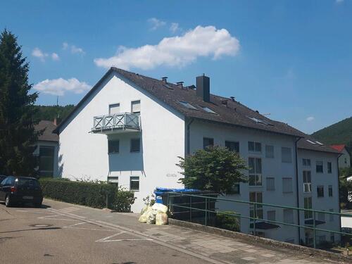 Foto - Gemütliche 2ZKB im Grünen mit Balkon, EBK und Stpl. in DÜW Hausen