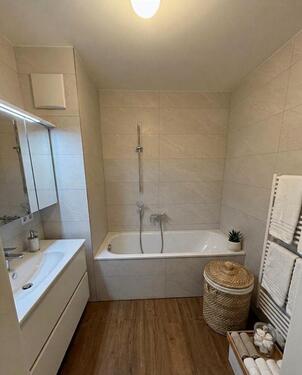 Foto - Moderne 3-Zimmer-Wohnung, 83,77 m², Balkon, Aufzug, 2 Stellplätze