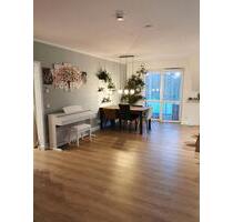 Lichtdurchflutete 2-Zimmer-Wohnung mit Aufzug und Balkon in Wuste - Nauen