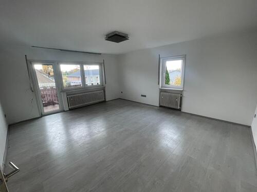 Foto - 2- bis 3-Zimmer-Wohnung im Gewerbegebiet – ruhig und hell