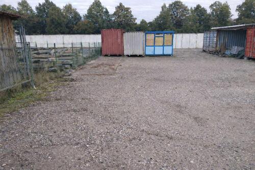 Foto - Stellplatz für Transporter, Reisemobile, Anhänger ohne Dach