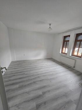 Foto - 3 Zimmer Wohnung Renoviert - 900,00 EUR Kaltmiete,