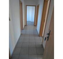 4 Raum Wohnung mit Balkon - 380,00 EUR Kaltmiete, in Schleife (PLZ: 02959)
