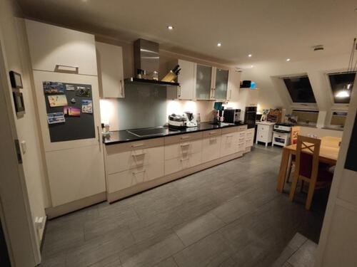 Foto - Helle und einladende Maisonettewohnung mit großer Loggia!!