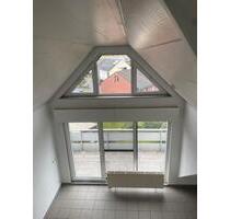 Schöne 3,5 Zimmer - Wohnung Nähe Schloss Oberhausen