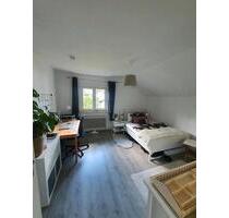 Gemütliche Wohnung in Roseheim mit Balkon - Rosenheim Innenstadt