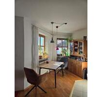 2-Zimmer-Maisonettewohnung, 2 Balkone, ruhig, zentral, von privat – frei ab 01.02.2026 - Bad Endorf