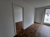 Foto - 3-Raum Wohnung im 1 OG - 309,00&nbsp;EUR Kaltmiete, ca.&nbsp; 59,00&nbsp;m&sup2;