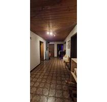 Älteres Einfamilienhaus - 800,00&nbsp;EUR Kaltmiete, ca.&nbsp; 145,00&nbsp;m&sup2; in Plattling (PLZ: 94447)