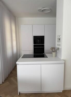 Foto - 3-Zi-Whg, 2 Balkone,Luxus-Einbauküche Übernahme Pflicht