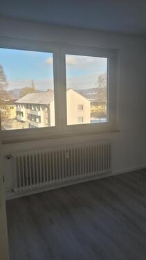 Foto - 2 ZKB im 2.OG mit Balkon SANIERT