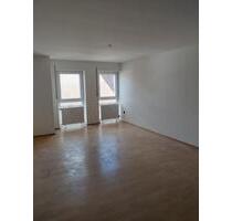 ***HELLE, FREUNDLICHE 2 ZIMMER WOHNUNG IN BECHHOFEN***