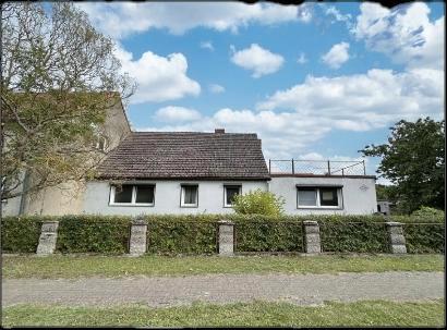 Foto - Einfamilienhaus auf großzügigem Grundstück
