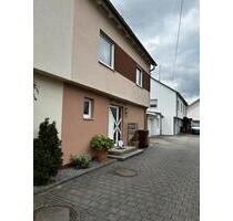 Doppelhaushälfte in Top Lage - 630.000,00&nbsp;EUR Kaufpreis, ca.&nbsp; 170,00&nbsp;m&sup2; in Königsbrunn (PLZ: 86343)