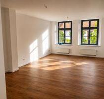 Neu sanierte helle Wohnung in Grimmas Innenstadt