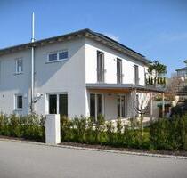 Einfamilienhaus - stilvoll, energieeffizient, hochwertig - - Bad Griesbach im Rottal