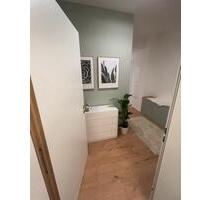 Helle 3 Zimmer Wohnung mit großem Balkon und EBK - Böbingen an der Rems