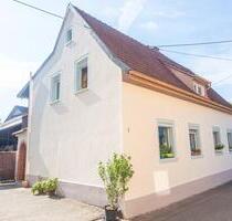 Charmantes Ein- bis Zweifamilienhaus - Vogtsburg im Kaiserstuhl