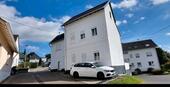 Foto - Ein Einfamilienhaus - 1.090,00&nbsp;EUR Kaltmiete, ca.&nbsp; 130,00&nbsp;m&sup2;