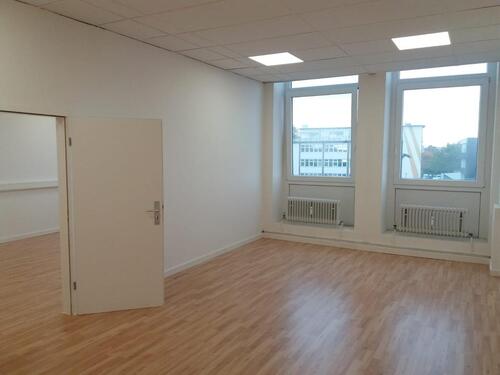 Foto - 60 qm Bürofläche in Neukölln 2. OG