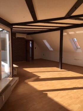 Foto - Große sanierte Dachgeschosswohnung in Bad Neustadt zu vermieten