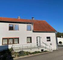 Einfamilienhaus mit großem Garten in Hienheim zu vermieten - Neustadt an der Donau