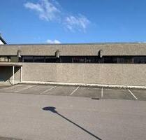 Vermietung einer Produktions- Lagerhalle mit Büroflächen zusammen 1.007 qm. - Lauchringen