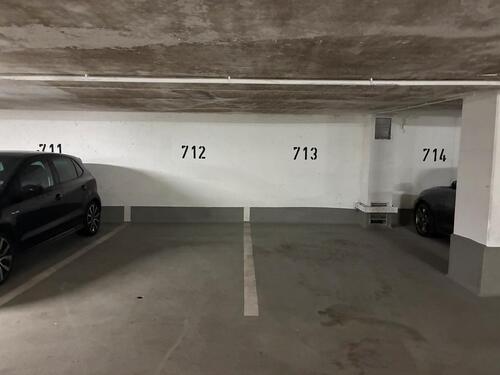 Foto - Tiefgaragenstellplatz in Kreuzhofstraße 10