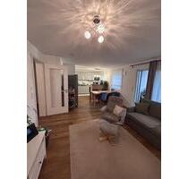 Stilvolle 4-Zimmer-Etagenwohnung am Ortsrand von Parsdorf - Vaterstetten